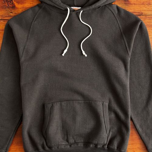 Ehu'kia Hooded Raglan Sweatshirt in Kokushoku Black