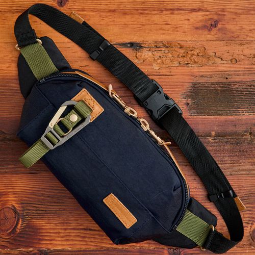 Link Waist Bag v2 in Navy