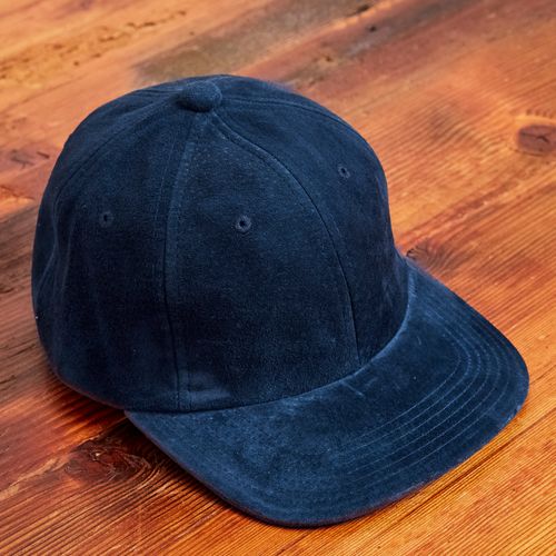 6-Panel Suede Cap in Navy