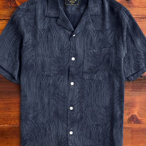 Optic Button-Up Shirt in Navy