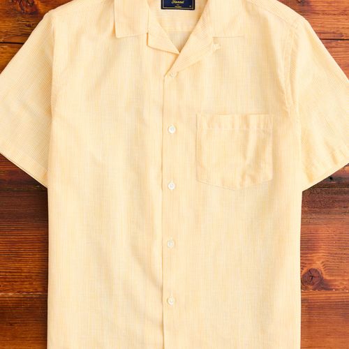 Summer Blend Button-Up Shirt in Yellow