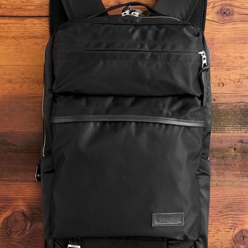 Lightning Zip Backpack in Black