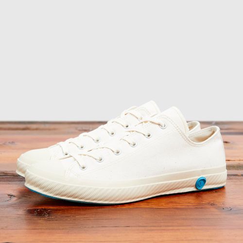 01JP Low Top Sneaker in White