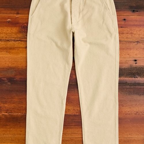 Rustic Plainweave Flat Front Chino in Natural