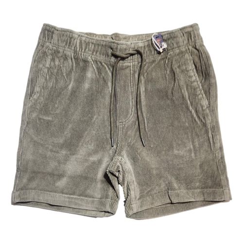 Essential Italian Knit Cord Short Surplus Olive