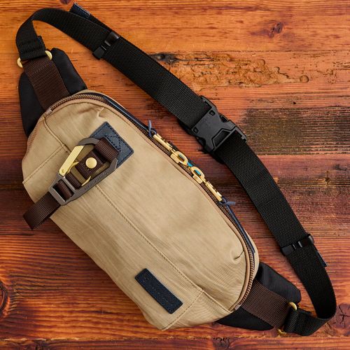 Link Waist Bag v2 in Beige