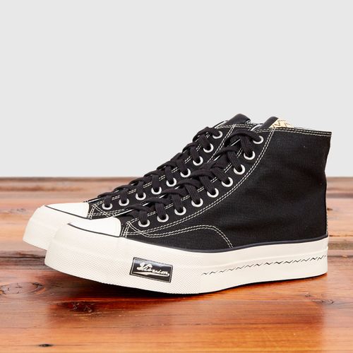 Skagway Hi Patten in Black