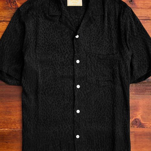 Finger Print Button-Up Shirt in Black