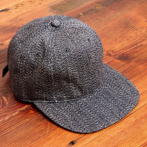 Linen Dyed Cap in Navy