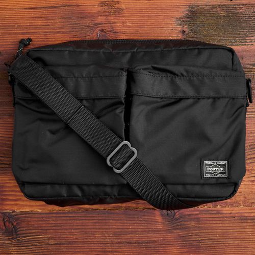 "Force" Shoulder Bag (S) in Black