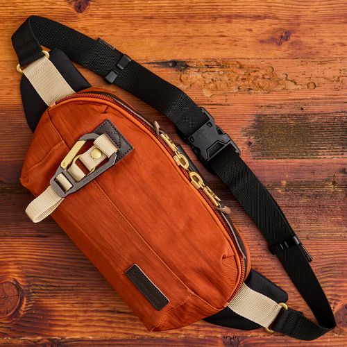 Link Waist Bag v2 in Orange