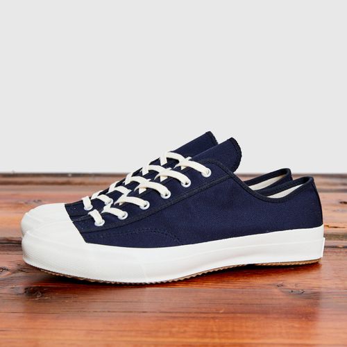 Gym Classic Sneaker in Dark Navy