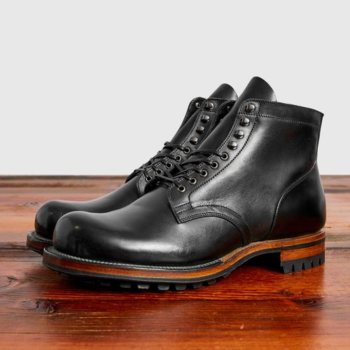 "Dark Horse" Service Boot 2040 Commando in Comipel Nero Horsehide