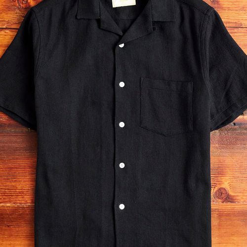 Pique Button-Up Shirt in Black