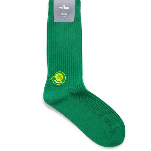 Tabio Power Fit Crew Socks: Kelly Green